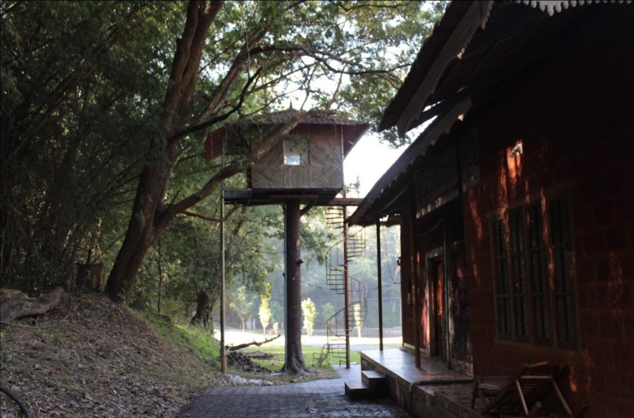 Elephant Valley Resort Pulpally ภายนอก รูปภาพ