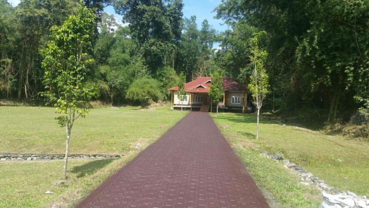 Elephant Valley Resort Pulpally ภายนอก รูปภาพ